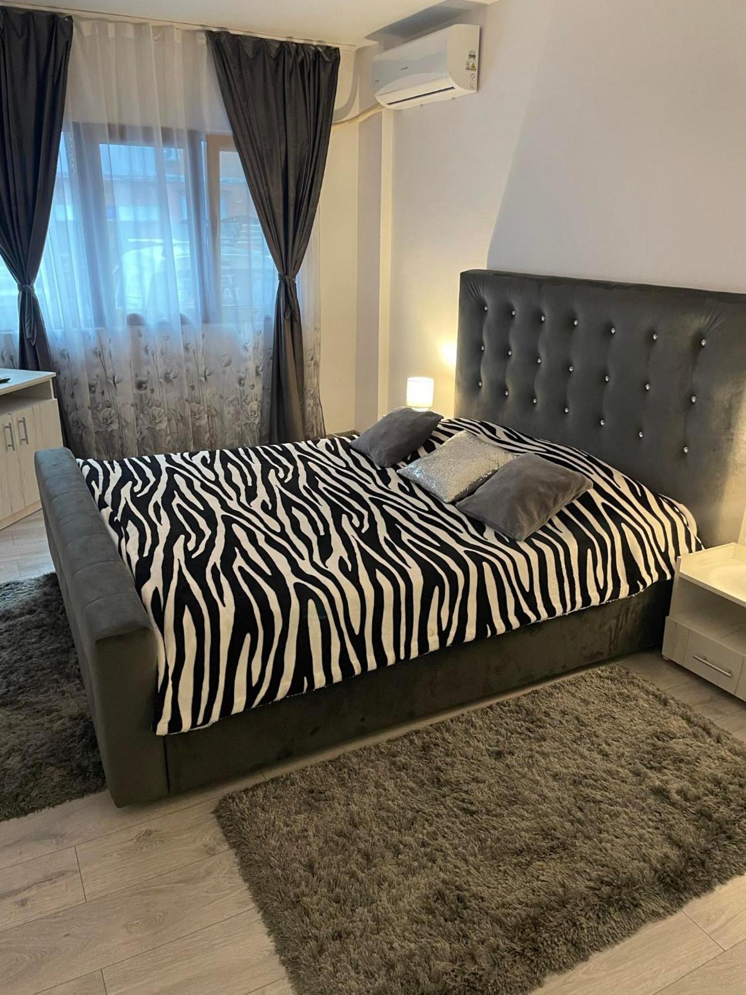 Apartament Nectaria Băile Herculane Eksteriør billede