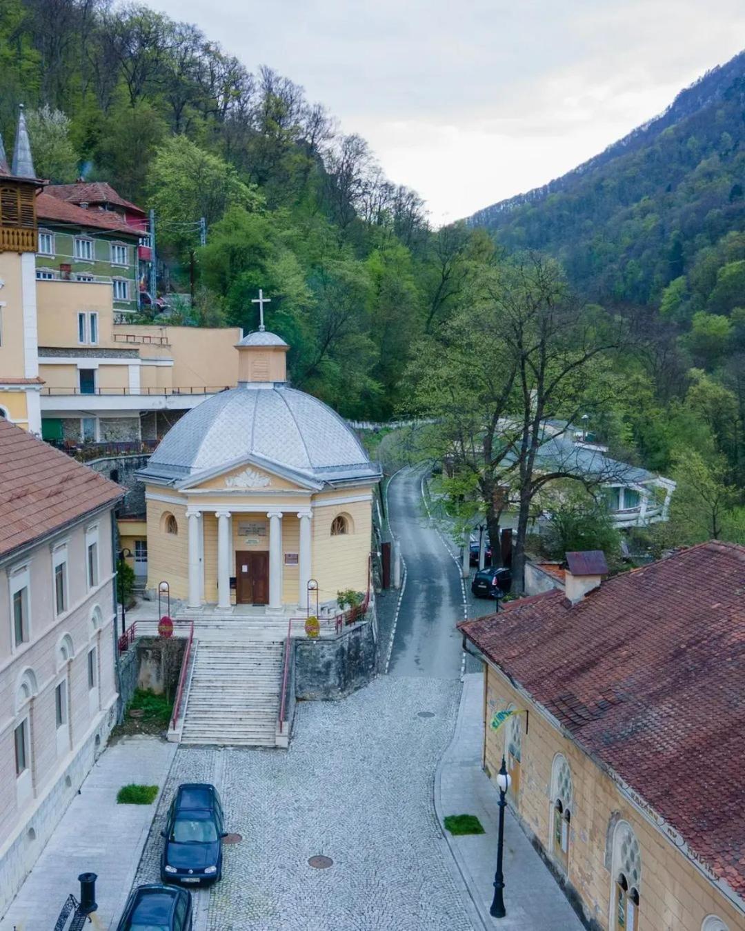 Apartament Nectaria Băile Herculane Eksteriør billede